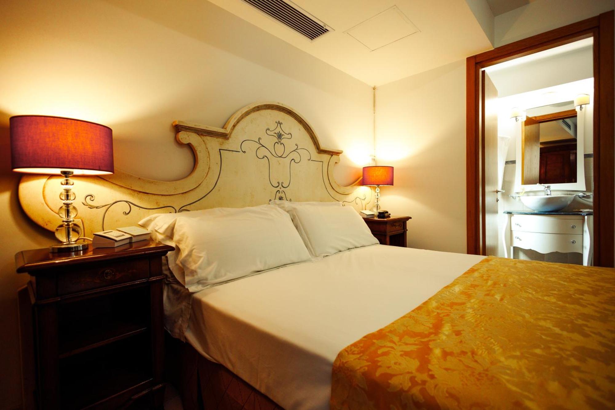 Vico Regio 4*